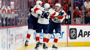 Panthers 5 - Hurricanes 2