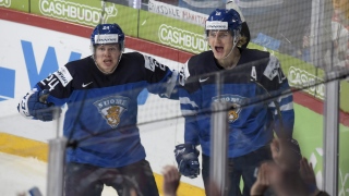 Kasperi Kapanen et Roope Hintz
