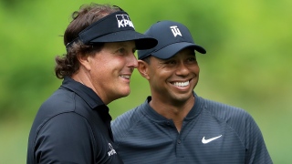 Phil Mickelson et Tiger Woods Phil Mickelson et Tiger Woods